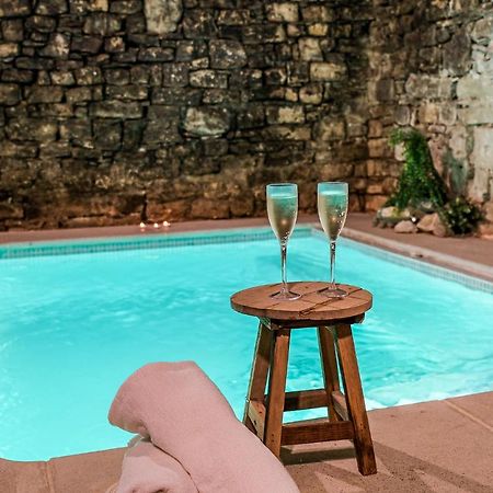 El Forn De Freixenet Con Servicios De Un Hotel Lleida Luaran gambar
